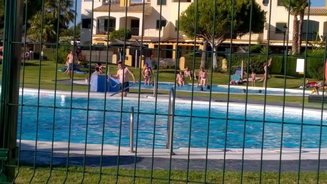Atlanterra Bajo. Salida Directa. Urbanizacion De Lujo. Piscinas Canchas Padel. Wifi Y A/A Zahara de los Atunes Bagian luar foto